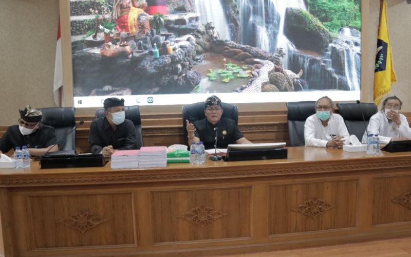 Bupati Giri Prasta Pimpin Rapat Koordinasi MGPSSR Bali Dengan MGPSSR Kabupaten/Kota